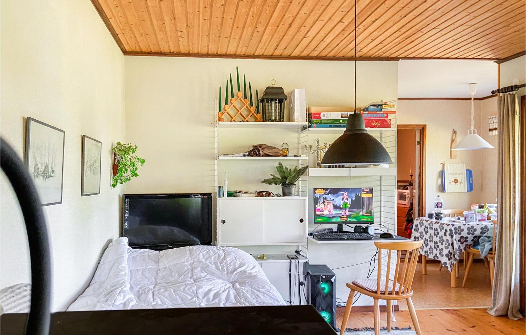 Awesome Home In Lenhovda With Wifi Exterior photo