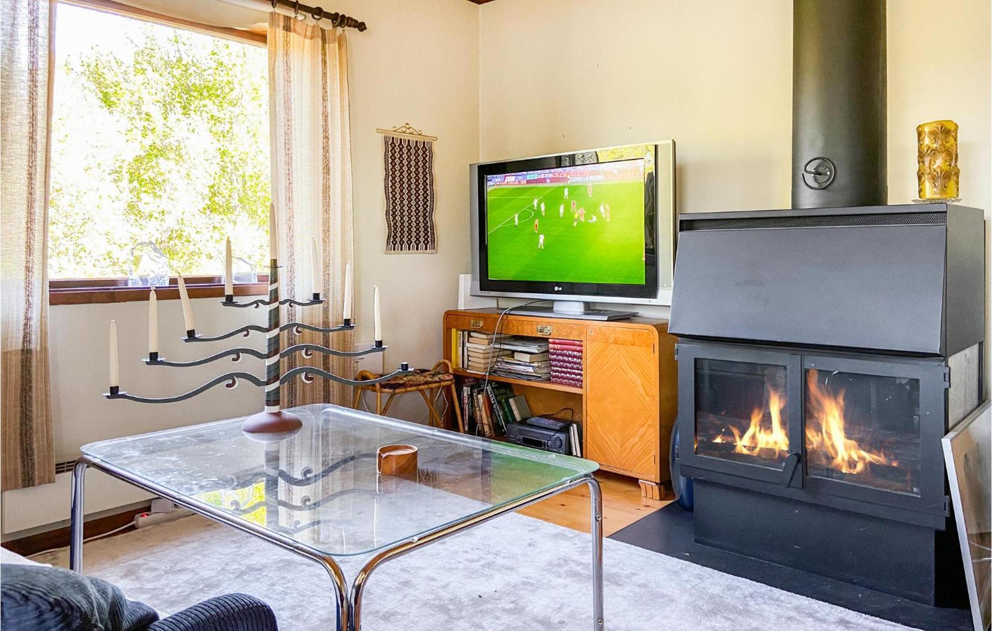 Awesome Home In Lenhovda With Wifi Exterior photo